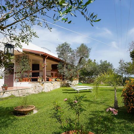 Casa Vacanza Russo Fernando Alimini Exteriér fotografie