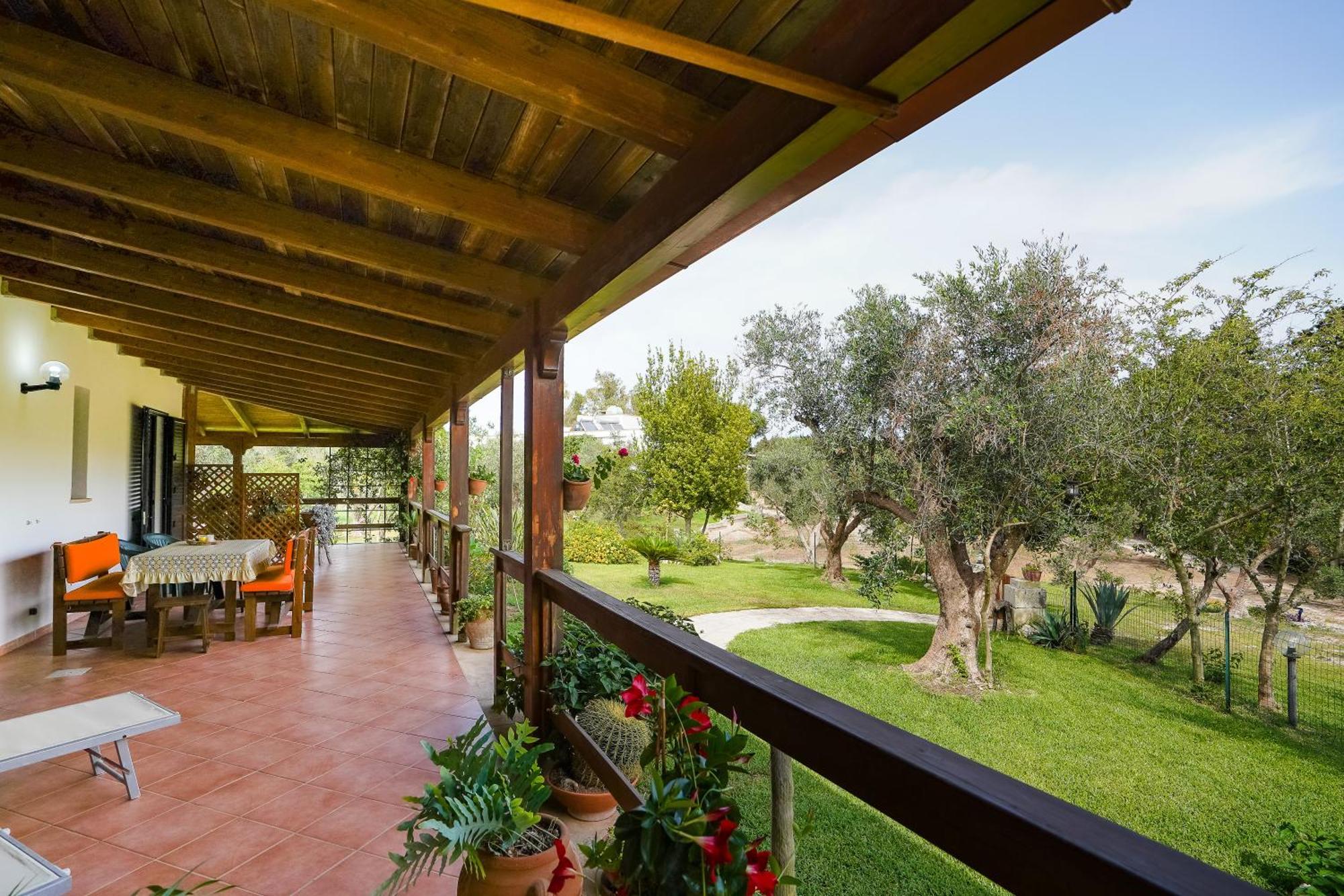 Casa Vacanza Russo Fernando Alimini Exteriér fotografie