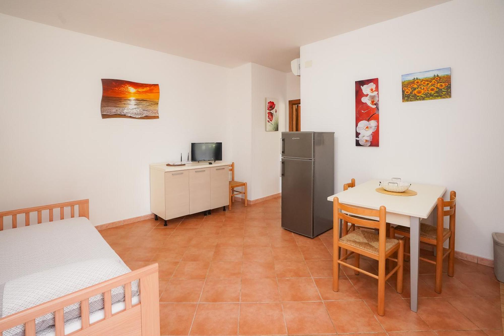 Casa Vacanza Russo Fernando Alimini Exteriér fotografie